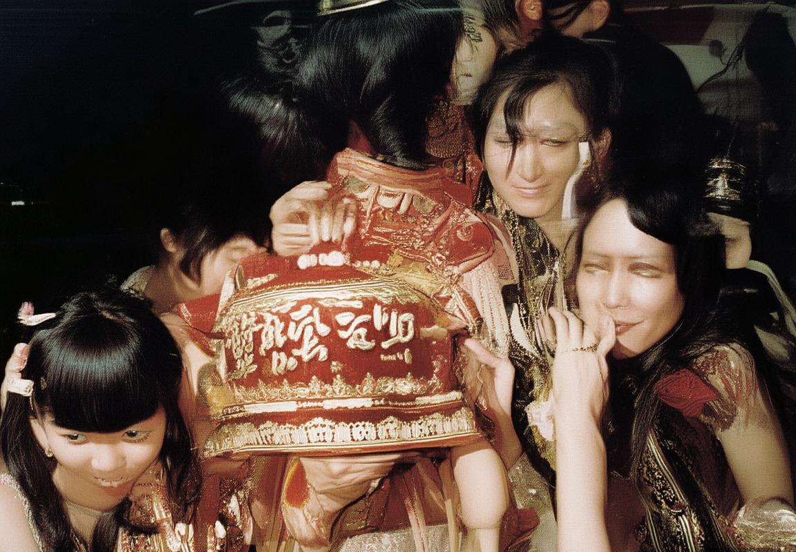 马克西狂飙54分创生涯新高，哈登空砍45分！76人NBA激战引爆热议